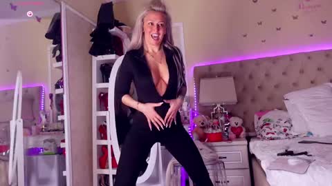 Alicia online show from March 27, 2026, 8:48 am