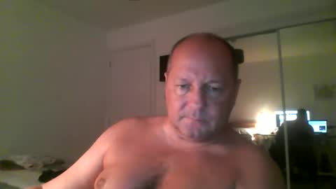 Snapshot of spidey1051a chatting on March 6, 2026, 5:53 pm spidey1051a online show from March 6, 2026, 5:53 pm