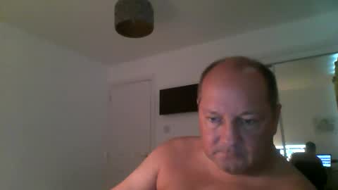 Snapshot of spidey1051a chatting on March 14, 2026, 9:04 am spidey1051a online show from March 14, 2026, 9:04 am