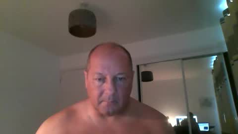 Snapshot of spidey1051a chatting on March 21, 2026, 9:25 am spidey1051a online show from March 21, 2026, 9:25 am