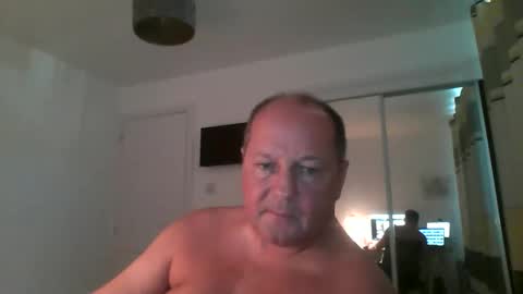 Snapshot of spidey1051a chatting on April 7, 2026, 8:59 am spidey1051a online show from April 7, 2026, 8:59 am