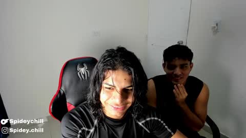 Snapshot of spideychill chatting on December 1, 2024, 10:32 pm spideychill online show from December 1, 2024, 10:32 pm