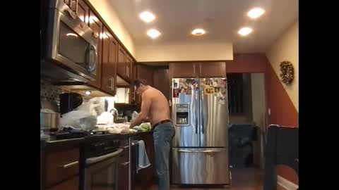 Snapshot of spike69old chatting on January 8, 2025, 6:52 pm spike69old online show from January 8, 2025, 6:52 pm