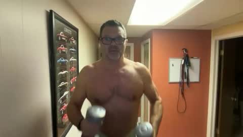 Snapshot of spike69old chatting on February 11, 2026, 11:21 pm spike69old online show from February 11, 2026, 11:21 pm