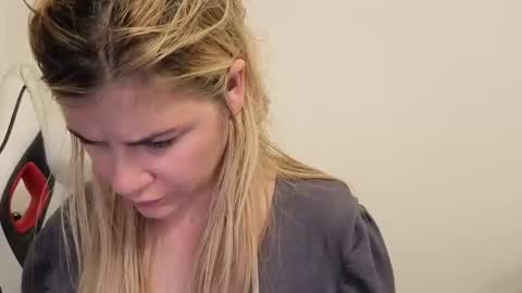 Snapshot of spiritual____ chatting on September 25, 2025, 6:22 pm FREE ONLY FANSy online show from September 25, 2025, 6:22 pm