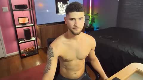 Snapshot of splash8x chatting on January 12, 2026, 3:39 pm Splash8x online show from January 12, 2026, 3:39 pm