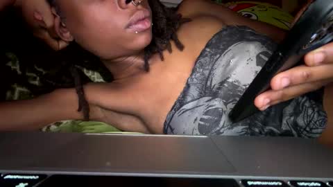 Snapshot of spoilazura chatting on May 12, 2026, 6:43 am azuraxskinnypapi online show from May 12, 2026, 6:43 am