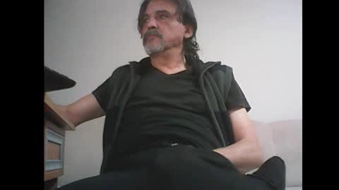 Snapshot of spoiled48 chatting on December 16, 2025, 6:35 pm Spoiled online show from December 16, 2025, 6:35 pm