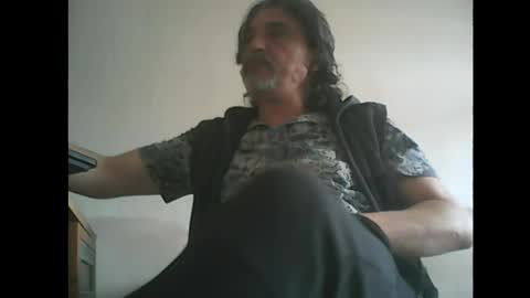 Snapshot of spoiled48 chatting on April 19, 2026, 1:43 pm Spoiled online show from April 19, 2026, 1:43 pm