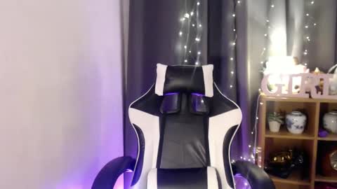 Snapshot of spoileme_babexx chatting on February 10, 2025, 2:26 pm CALL ME RAINE online show from February 10, 2025, 2:26 pm