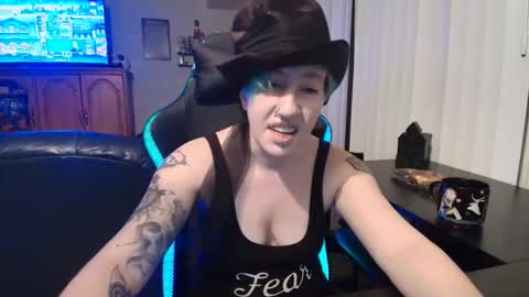 Snapshot of spookyqueen69 chatting on January 18, 2026, 2:26 am Kova online show from January 18, 2026, 2:26 am