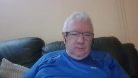 Snapshot of springtine chatting on May 15, 2026, 11:34 pm springtine online show from May 15, 2026, 11:34 pm