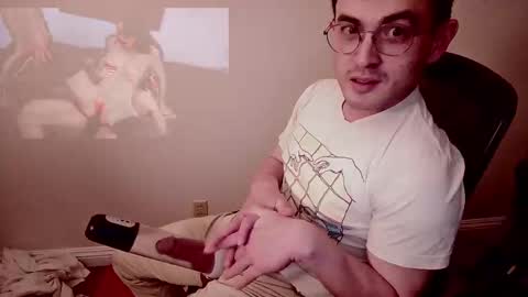 Snapshot of squigsy chatting on February 10, 2026, 5:44 am squigsy online show from February 10, 2026, 5:44 am