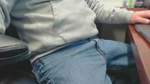 Snapshot of squirrelly82 chatting on March 13, 2026, 8:26 pm make me cum c2c talk to me online show from March 13, 2026, 8:26 pm
