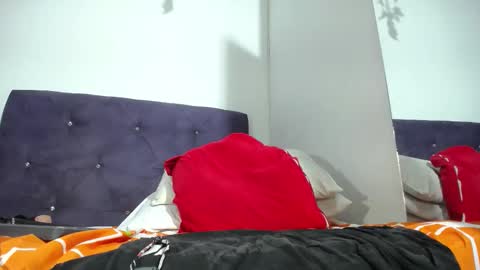 Snapshot of squirter_girl69 chatting on October 17, 2025, 4:53 pm squirter_girl69 online show from October 17, 2025, 4:53 pm