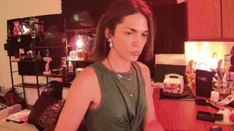 Earthling Gurl Michelle Allergy online show from July 13, 2026, 3:31 am