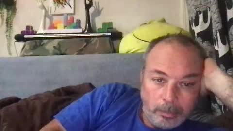 srekos38 online show from November 16, 2025, 2:22 pm