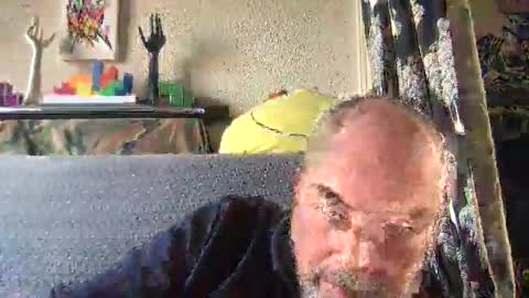 Snapshot of srekos38 chatting on February 18, 2026, 3:19 pm srekos38 online show from February 18, 2026, 3:19 pm