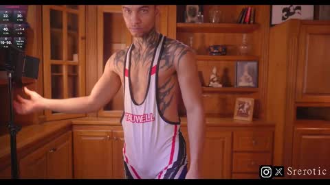 Snapshot of srerotic chatting on November 17, 2025, 4:13 pm Matt online show from November 17, 2025, 4:13 pm