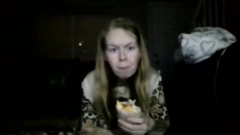 Snapshot of sriley386444137 chatting on January 28, 2025, 5:22 am sriley386444137 online show from January 28, 2025, 5:22 am