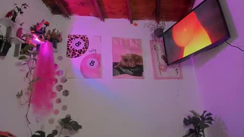 Snapshot of srsexy98 chatting on February 7, 2026, 11:41 pm srsexy98 online show from February 7, 2026, 11:41 pm