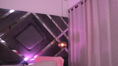 Snapshot of ss_samantha chatting on October 14, 2025, 7:25 pm samantha online show from October 14, 2025, 7:25 pm