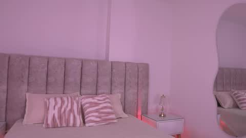 Snapshot of ss_samantha chatting on November 21, 2025, 7:23 pm samantha online show from November 21, 2025, 7:23 pm