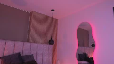 Snapshot of ss_samantha chatting on July 1, 2026, 7:13 pm samantha online show from July 1, 2026, 7:13 pm