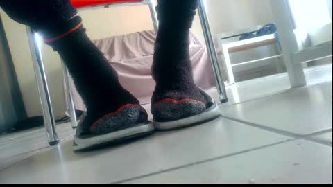 ssenzo online show from December 17, 2025, 8:31 am