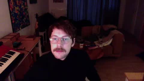 Snapshot of ssnttsnttsnss chatting on December 2, 2024, 9:45 am Roger online show from December 2, 2024, 9:45 am