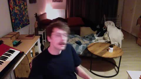 Snapshot of ssnttsnttsnss chatting on December 5, 2024, 7:28 pm Roger online show from December 5, 2024, 7:28 pm