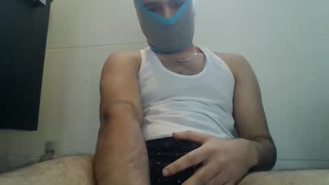 Snapshot of sssbrownboy chatting on March 22, 2026, 8:18 am sssbrownboy online show from March 22, 2026, 8:18 am