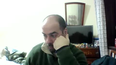 Snapshot of sstrasser chatting on December 17, 2025, 7:31 pm ShYgUy online show from December 17, 2025, 7:31 pm