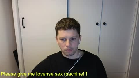 Snapshot of st1vemaster01 chatting on April 23, 2026, 3:14 pm st1vemaster01 online show from April 23, 2026, 3:14 pm