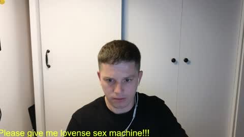 Snapshot of st1vemaster01 chatting on May 27, 2026, 2:03 pm st1vemaster01 online show from May 27, 2026, 2:03 pm