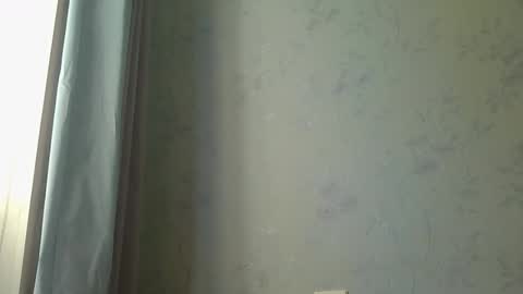 staceywellsx online show from May 18, 2026, 9:26 am