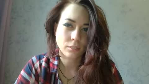 staceywellsx online show from May 27, 2026, 12:02 pm
