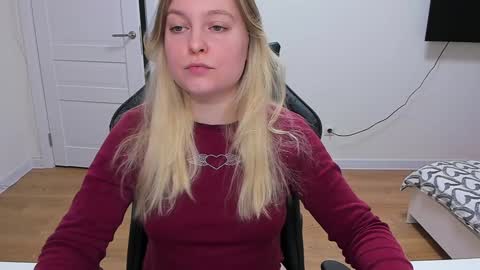 Snapshot of stacy_miraclee chatting on January 5, 2025, 3:34 pm Stacy online show from January 5, 2025, 3:34 pm