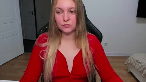 Stacy  online show from October 20, 2025, 4:18 pm