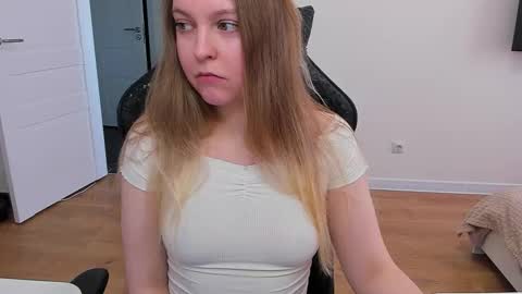 Snapshot of stacy_miraclee chatting on February 23, 2026, 10:45 am Stacy online show from February 23, 2026, 10:45 am