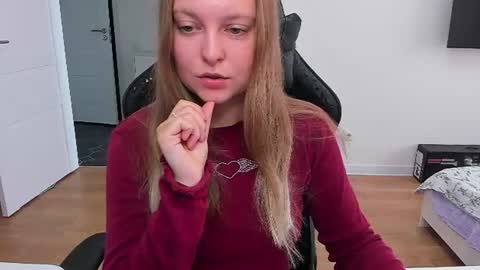 Stacy  online show from July 14, 2026, 11:38 am