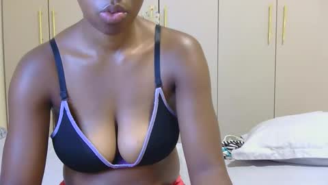 Snapshot of stacy_queenl chatting on January 17, 2026, 9:58 am stacy_queenl online show from January 17, 2026, 9:58 am