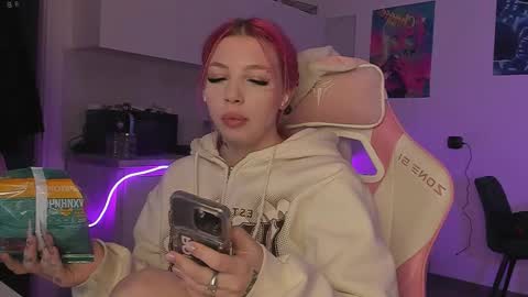 Snapshot of stacy_quinst chatting on February 26, 2026, 7:24 pm Stacy online show from February 26, 2026, 7:24 pm