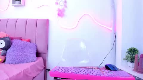 Snapshot of stacy_vegas chatting on September 24, 2025, 2:42 pm estecy online show from September 24, 2025, 2:42 pm