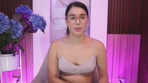 Snapshot of stacycooper_ chatting on May 27, 2026, 4:15 pm stacycooper_ online show from May 27, 2026, 4:15 pm