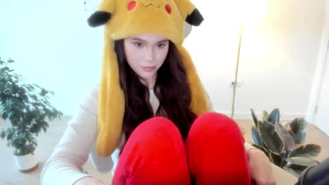 Stacy online show from November 26, 2025, 1:45 pm