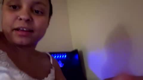 stacysquirtle online show from December 17, 2025, 6:08 am