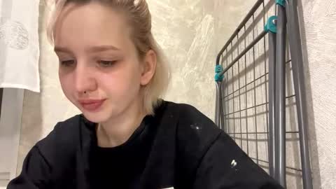 Snapshot of stacytrayler chatting on February 23, 2026, 6:49 pm Emma online show from February 23, 2026, 6:49 pm