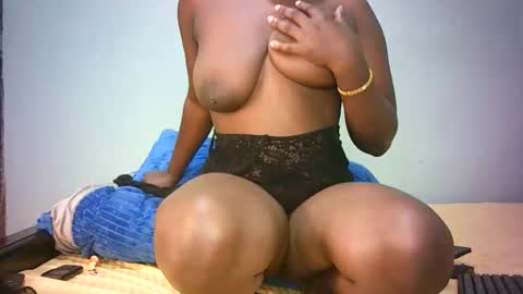 Stacysweet chocolate online show from December 19, 2025, 8:05 pm