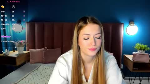 Snapshot of stacywells chatting on February 17, 2026, 1:35 am Stacy online show from February 17, 2026, 1:35 am